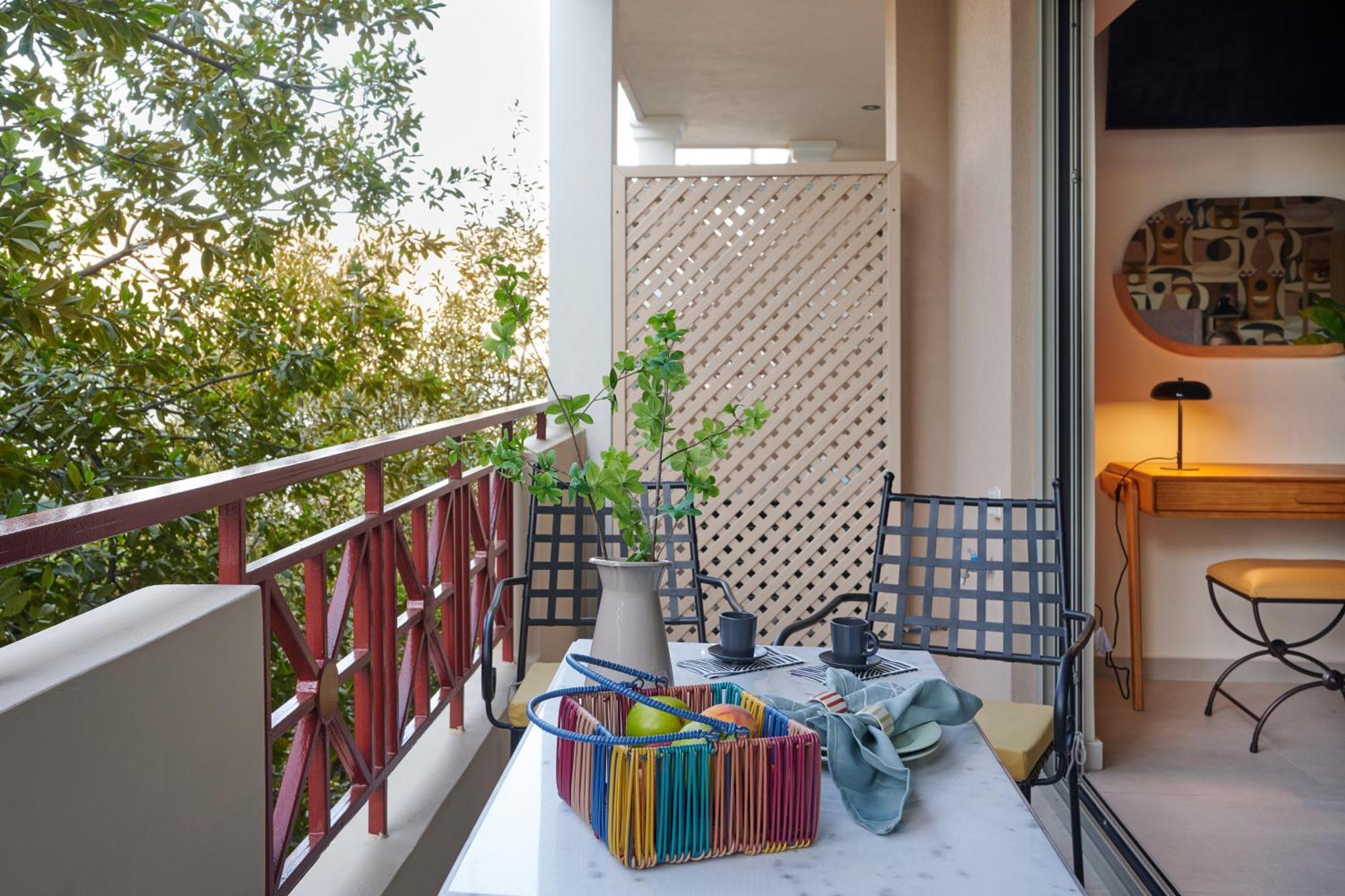 Rastoni Acropolis Uniquely Located Stylish Apartments Athens Exterior photo